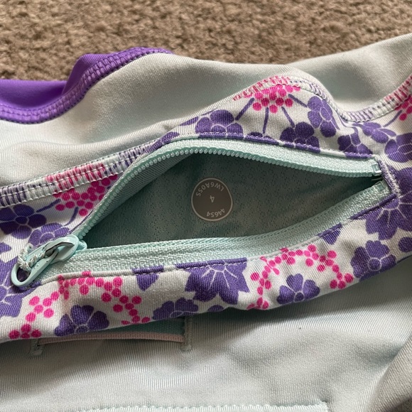 Floral with purple Lululemon leggings - Picture 5 of 5